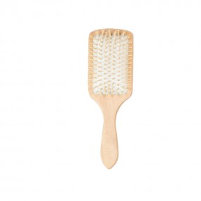 A hairbrush made of natural olive wood gives your hair a shiny look and reduces the problem of hair loss.